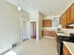 927-929-929 Lincoln Wy in San Francisco, CA - Building Photo - Building Photo