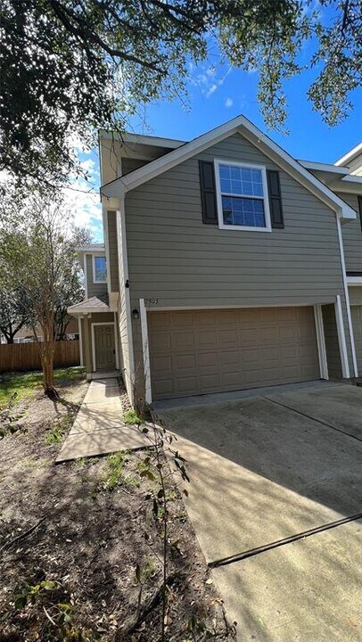 17503 Bering Bridge Ln in Humble, TX - Building Photo