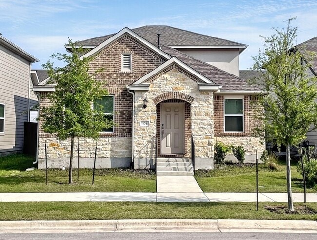 property at 104 Watkinville Rd