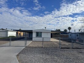 5672 Pearl St in Fort Mohave, AZ - Building Photo