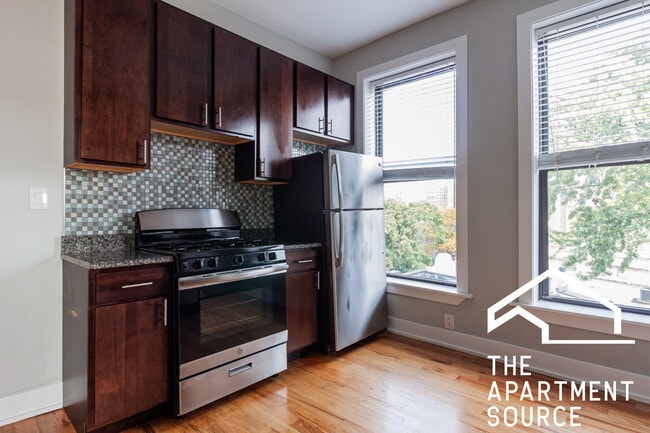 629 W Oakdale Ave, Unit 1
