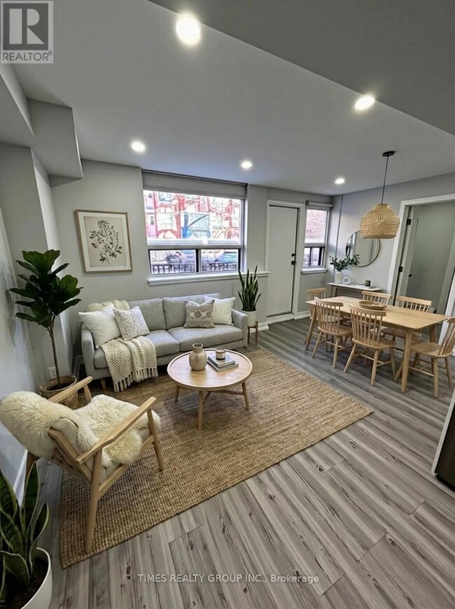 property at 15 Walmer Rd