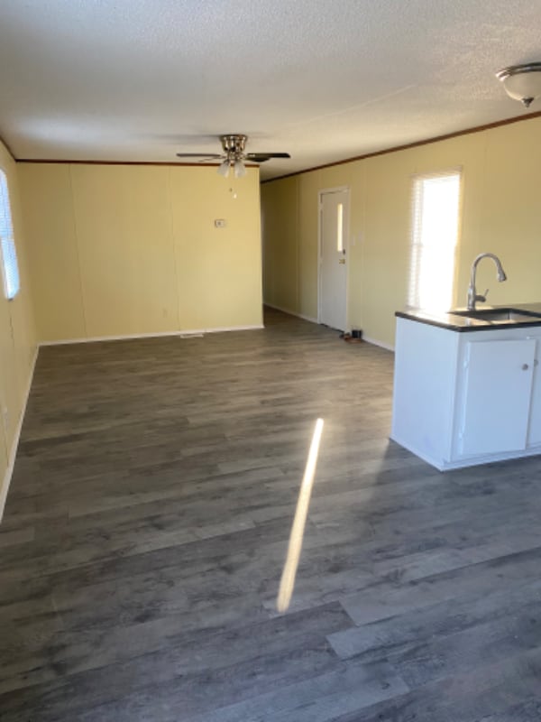 2608 New Hope Rd in La Grange, NC - Foto de edificio - Building Photo