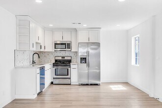 6116 Bonner Ave in Los Angeles, CA - Building Photo - Building Photo