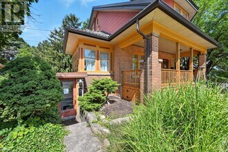 48 Balmoral Ave S in Hamilton, ON - Building Photo - Building Photo