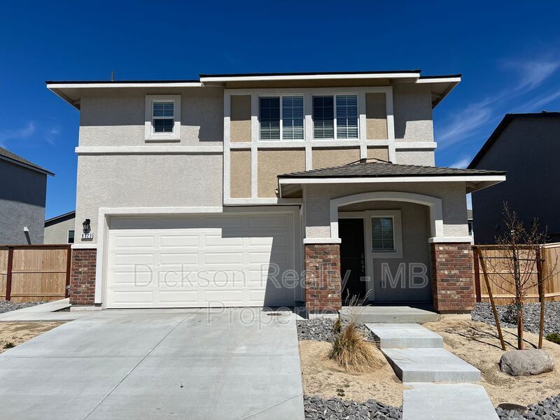 8923 Wolf Moon Dr in Reno, NV - Building Photo
