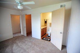 Chapel Ridge-C Bluffs Apartments