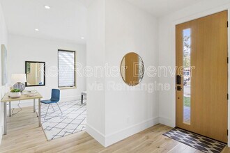 2224 W Parkhill Ave in Littleton, CO - Building Photo - Building Photo