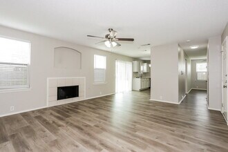 1711 Berkley Dr in Glenn Heights, TX - Building Photo - Building Photo