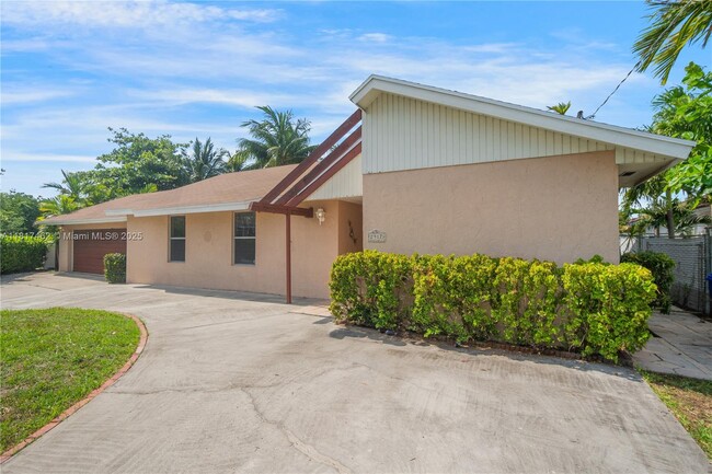 2917 McKinley St in Hollywood, FL - Building Photo - Building Photo