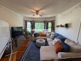 8 Boston Ave, Unit 6T in Somerville, MA - Building Photo