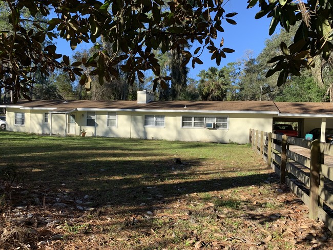 157 SW Coronado St in Lake City, FL - Building Photo - Building Photo