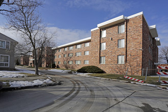 Northport Apartments in Milwaukee, WI - Building Photo - Building Photo