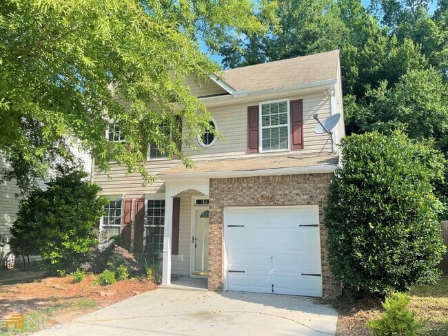 property at 4014 Carisbrook Dr