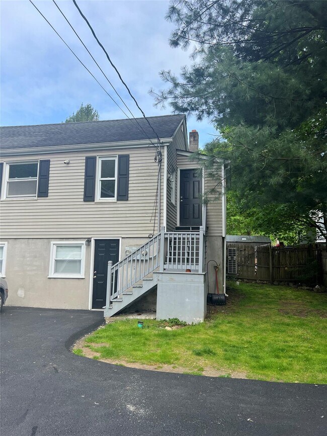 22 Anderson Rd in Katonah, NY - Building Photo - Building Photo