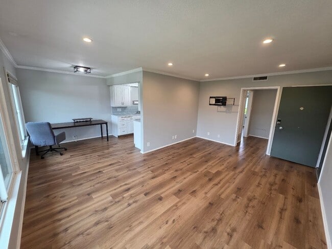 property at 5390 E Oleta St