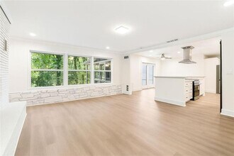 1568 Niskey Lake Trail SW in Atlanta, GA - Building Photo - Building Photo