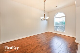 18631 Minden Oaks Dr in Spring, TX - Foto de edificio - Building Photo