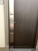 1060 Sheppard Ave W in Toronto, ON - Building Photo - Building Photo