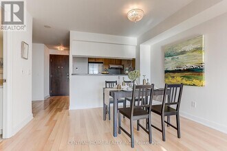 238-2238 Bonis Ave in Toronto, ON - Building Photo - Building Photo