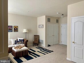 9823 Darcy Forest Dr in Silver Spring, MD - Building Photo - Building Photo