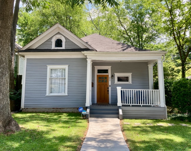 property at 684 Grady Pl SW