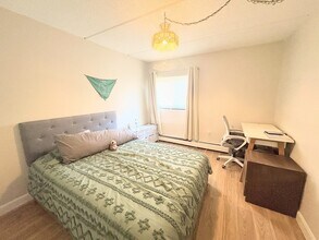 20 Ellery St, Unit 306 in Cambridge, MA - Foto de edificio - Building Photo