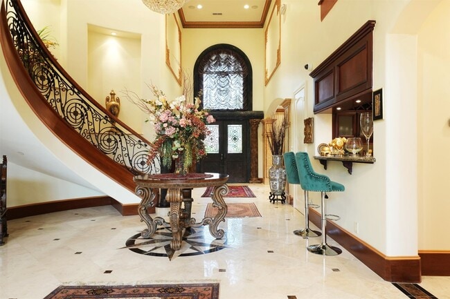 property at 1119 River Glyn Dr