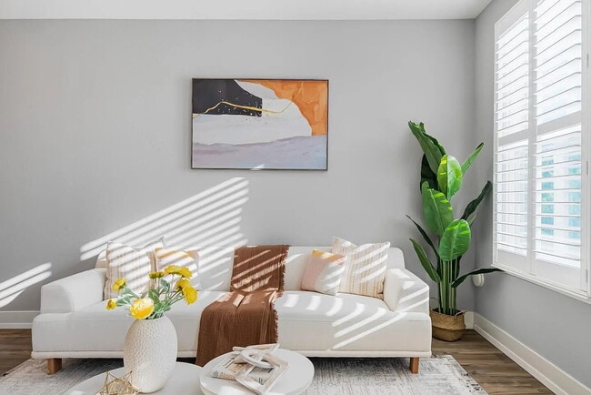 property at 1048 Monroe St