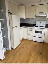 312 Eleventh St in New Westminster, BC - Building Photo - Building Photo