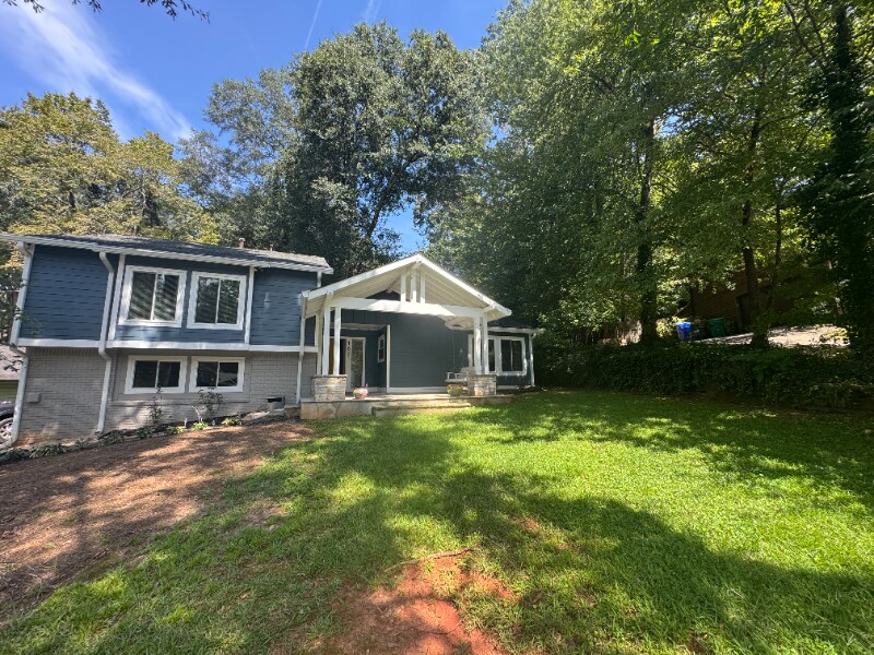 1621 Northlake Springs Ct in Decatur, GA - Building Photo