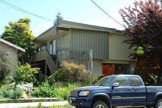 2427 McKinley Ave in Berkeley, CA - Building Photo - Building Photo