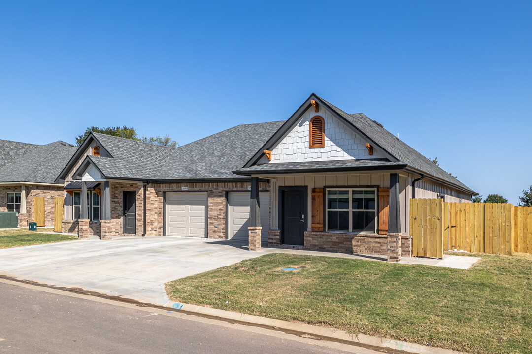 The Village at Geren Road in Fort Smith, AR - Building Photo