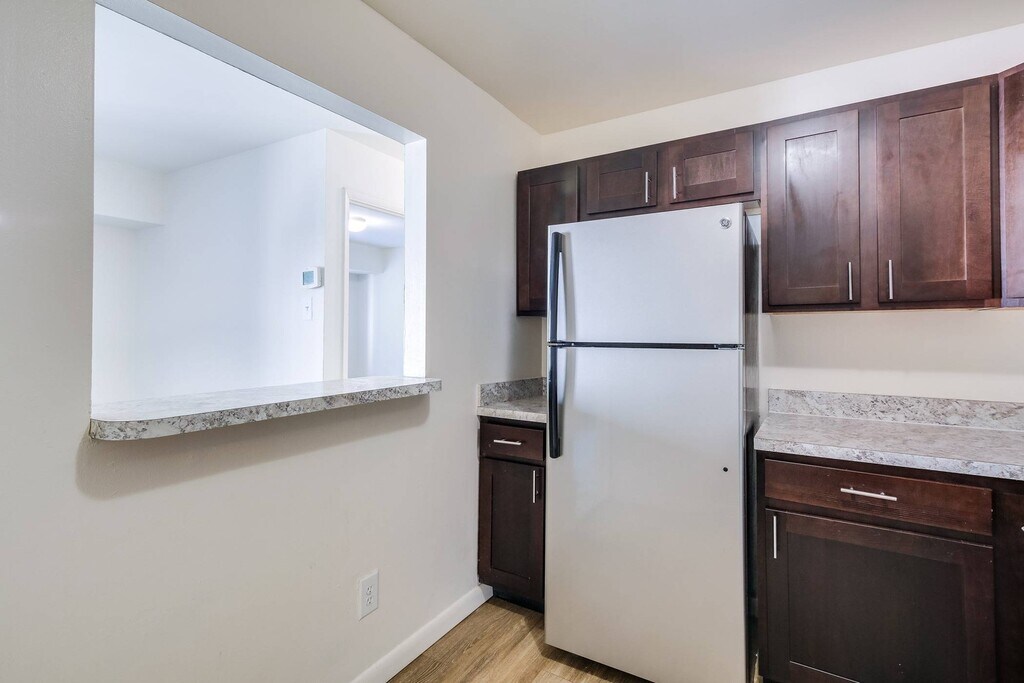 Allyson Gardens Apartments in Owings Mills, MD