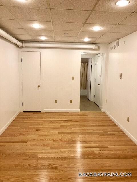 405 Beacon St in Boston, MA - Building Photo - Building Photo