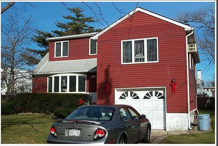 3477 Woodward St in Oceanside, NY - Building Photo