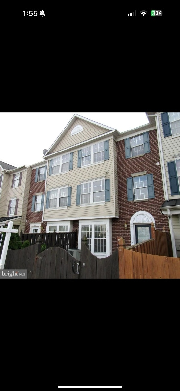 property at 5806 Duke Ct