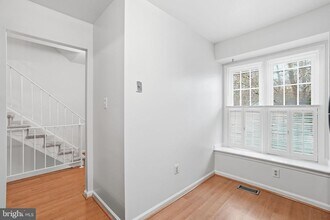 7923 Pebble Brook Ct in Springfield, VA - Building Photo - Building Photo