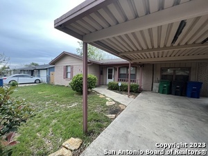 1734 Point W in San Antonio, TX - Building Photo - Building Photo