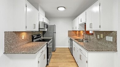 92 Schooner Ct in Richmond, CA - Building Photo - Building Photo