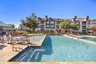 The Fairways at Star Ranch in Hutto, TX - Foto de edificio - Building Photo