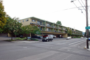 Hollywood Lanai Apartments