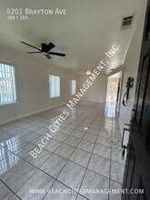 5201 Brayton Ave in Long Beach, CA - Building Photo - Building Photo