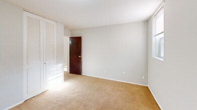 George & Stevens Apartments in St. Paul, MN - Foto de edificio - Building Photo