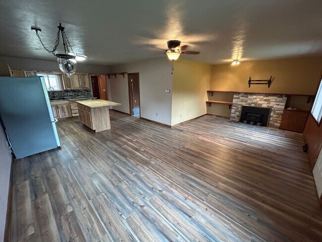 16923 E 4th Ave in Spokane Valley, WA - Building Photo - Building Photo