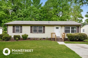 2034 Willow Rd in Greensboro, NC - Building Photo