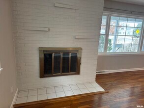 3319 N Marquette St in Davenport, IA - Building Photo - Building Photo