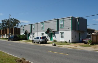 3713 N I-10 Service Rd in Metairie, LA - Building Photo
