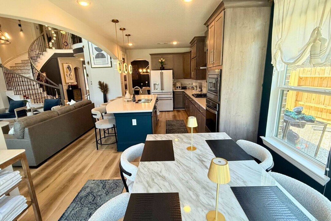 11347 Needlerock Ct in Humble, TX - Building Photo