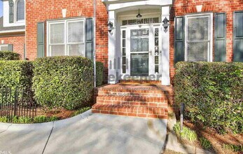 115 Hidden Lake Dr in Fayetteville, GA - Building Photo - Building Photo